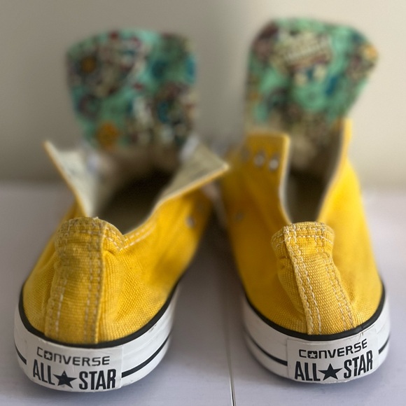 Customized Sugar Skull yellow ✨ CONVERSE ✨ size 7 Men’s 9 women’s - Picture 4 of 4